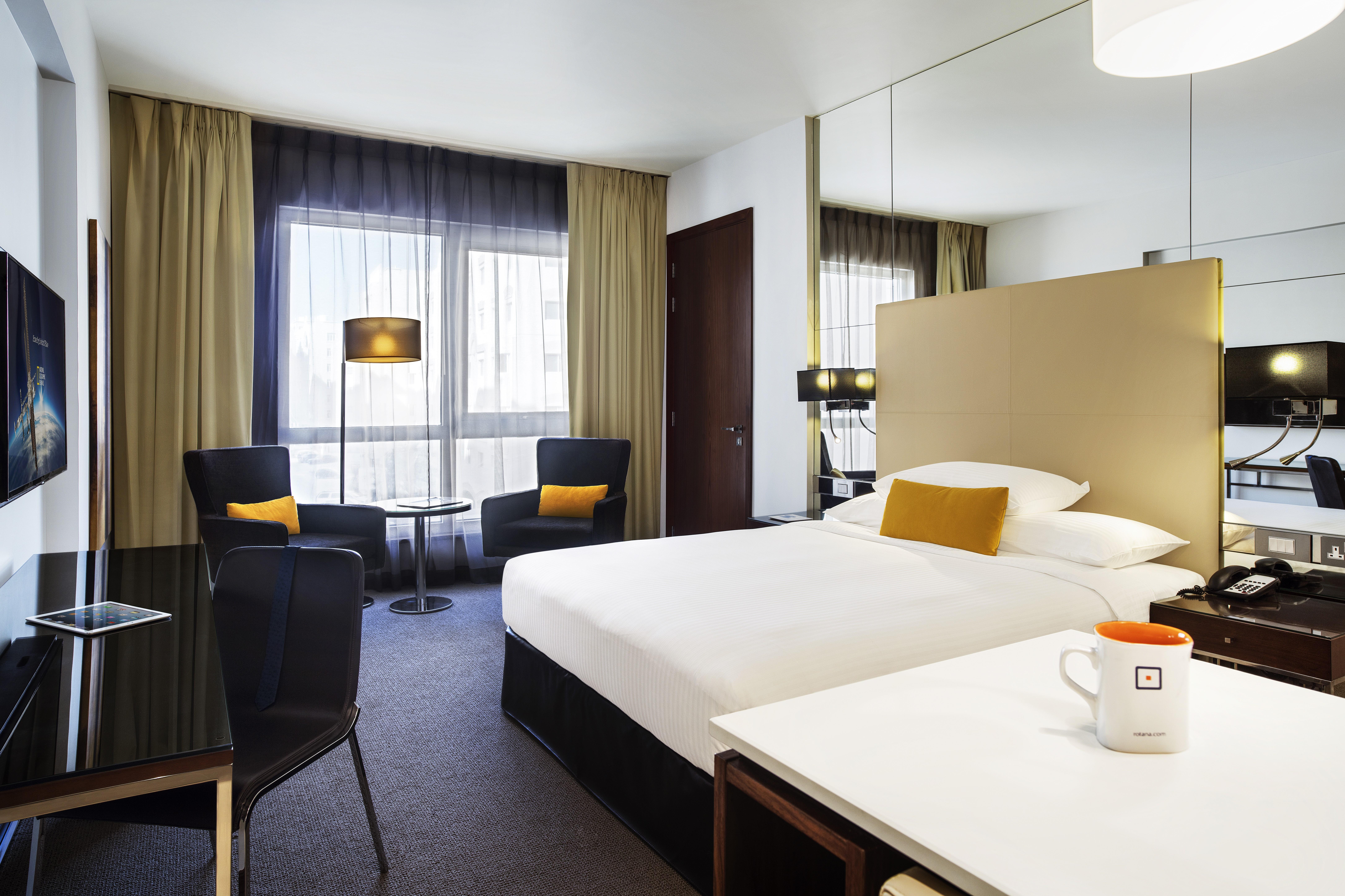 Отель Centro Capital Doha - By Rotana Экстерьер фото