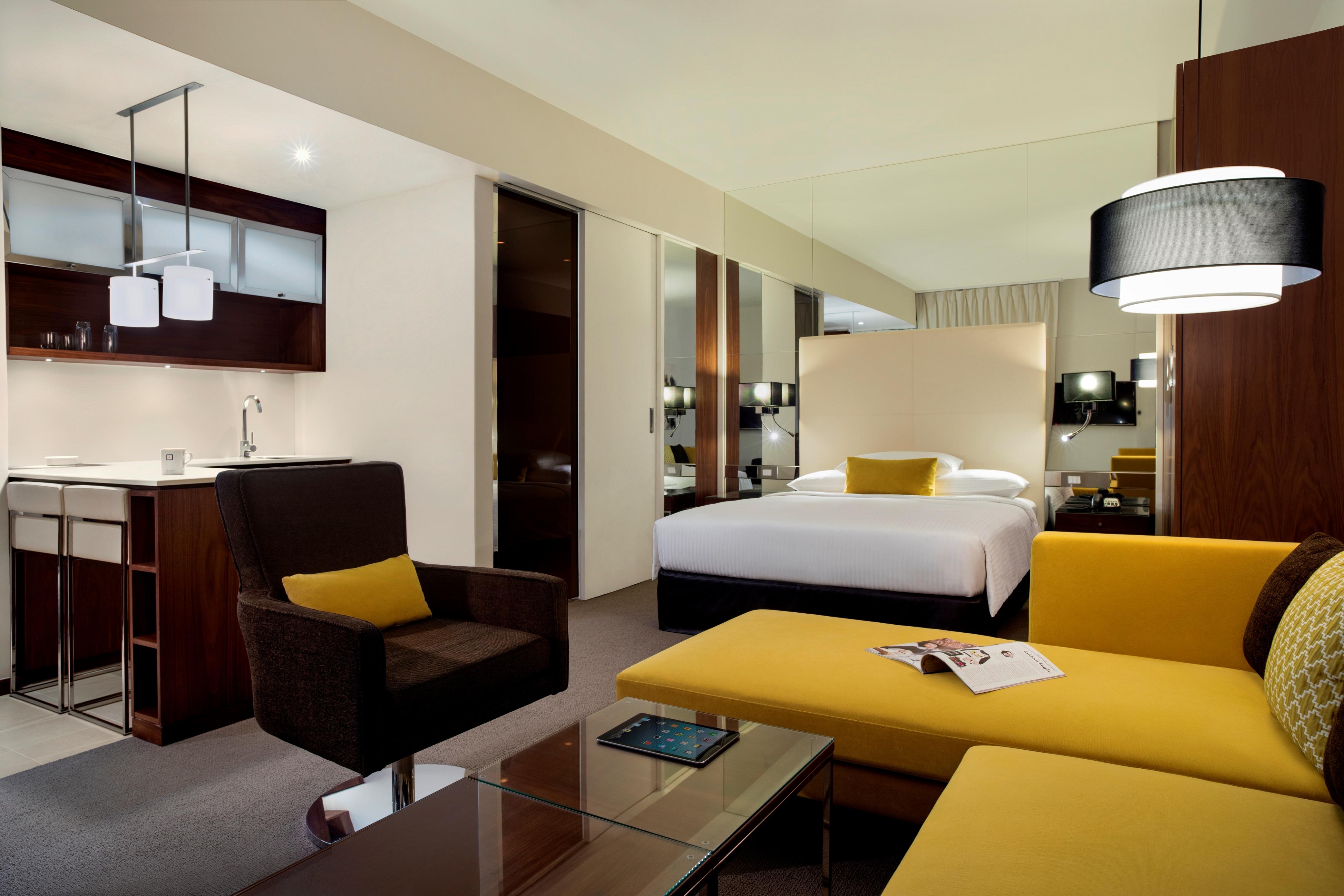 Отель Centro Capital Doha - By Rotana Экстерьер фото
