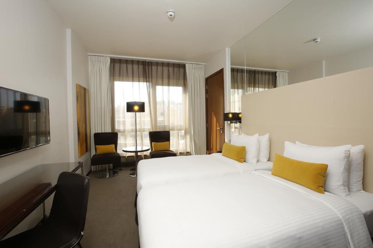 Отель Centro Capital Doha - By Rotana Экстерьер фото