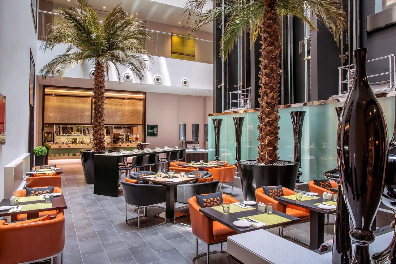 Отель Centro Capital Doha - By Rotana Экстерьер фото