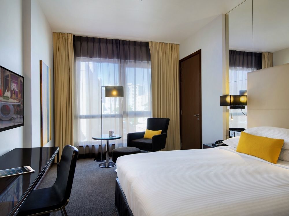 Отель Centro Capital Doha - By Rotana Экстерьер фото